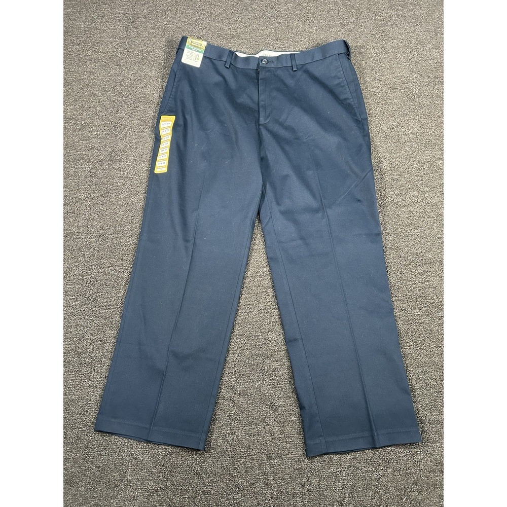 New Haggar Wrinkle Free Performance Khaki Pants Mens 38x29‎ Navy Blue Wicking - Picture 2 of 8